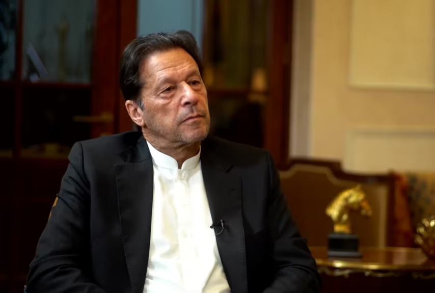 Imran Khan’s health situation raises concerns and political debate in Pakistan.