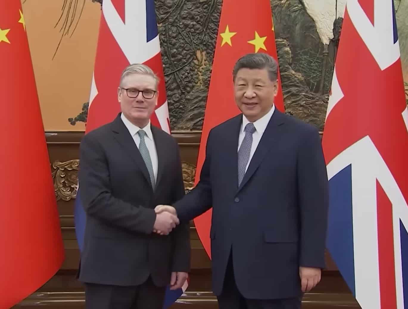 UK Prime Minister Keir Starmer meeting Chinese official Zhao Lehi during historic China visit